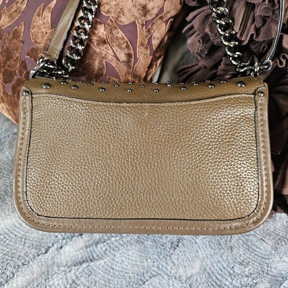 Coach Swagger Shoulder Bag In Pebble Leather With Ombre Rivets Purse - Picture 2 of 9